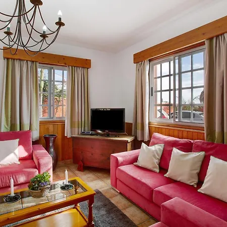 Holiday home Casa Ariadna